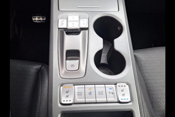 Hyundai Kona EV Premium Sky 64 kWh | 3 Fase | Warmtepomp | Leder | Schuifdak | occasion Hyundai Kona EV Premium Sky 64 kWh | 3 Fase | Warmtepomp | Leder | Schuifdak | occasion