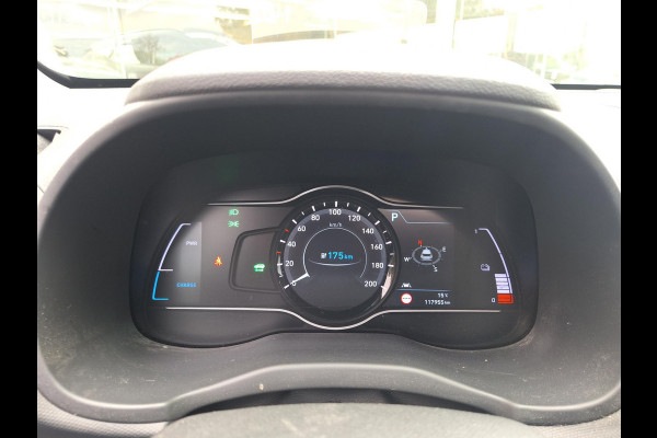 Hyundai Kona EV Premium Sky 64 kWh | 3 Fase | Warmtepomp | Leder | Schuifdak | occasion Hyundai Kona EV Premium Sky 64 kWh | 3 Fase | Warmtepomp | Leder | Schuifdak | occasion