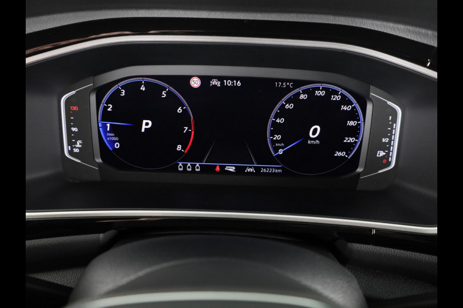 Volkswagen T-Roc 1.5 TSI R-Line 150 pk Automaat (DSG) | Private lease vanaf € 591,- pm | Verlengde garantie | Navigatie via App | Parkeersensoren (Park assist) | Achteruitrijcamera | Keyless | R-Line |
