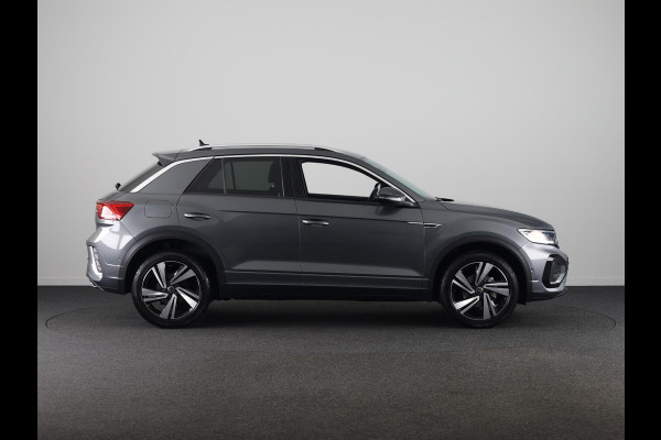 Volkswagen T-Roc 1.5 TSI R-Line 150 pk Automaat (DSG) | Private lease vanaf € 591,- pm | Verlengde garantie | Navigatie via App | Parkeersensoren (Park assist) | Achteruitrijcamera | Keyless | R-Line |
