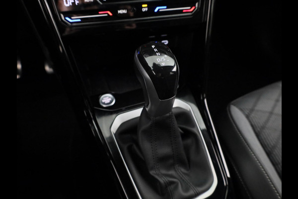 Volkswagen T-Roc 1.5 TSI R-Line 150 pk Automaat (DSG) | Private lease vanaf € 591,- pm | Verlengde garantie | Navigatie via App | Parkeersensoren (Park assist) | Achteruitrijcamera | Keyless | R-Line |