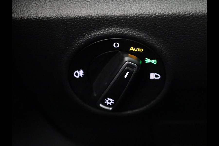 Volkswagen T-Roc 1.5 TSI R-Line 150 pk Automaat (DSG) | Private lease vanaf € 591,- pm | Verlengde garantie | Navigatie via App | Parkeersensoren (Park assist) | Achteruitrijcamera | Keyless | R-Line |