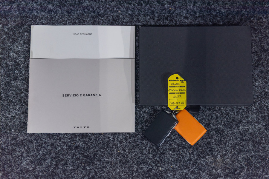 Volvo XC40 T5 Aut. Plug-In Hybrid R-Design Leder/Alcantara HarmanKardon 262pk