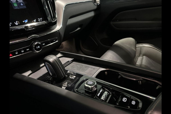 Volvo XC60 B4 DSL Aut. AWD R-Design Leder ACC Stoelverwarming Parkeercamera 197pk