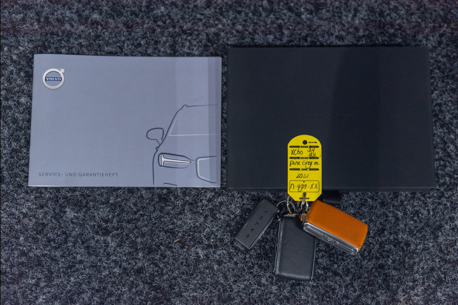 Volvo XC60 B4 DSL Aut. AWD R-Design Leder ACC Stoelverwarming Parkeercamera 197pk