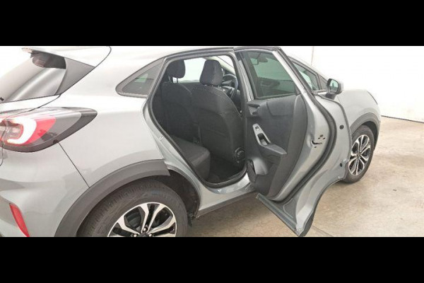 Ford Puma 1.0 EcoBoost Hybrid Titanium 125pk | Winterpack | SYNC 4 Navigatie | Achteruitrijcamera Ford Puma 1.0 EcoBoost Hybrid Titanium 125pk | Winterpack | SYNC 4 Navigatie | Achteruitrijcamera