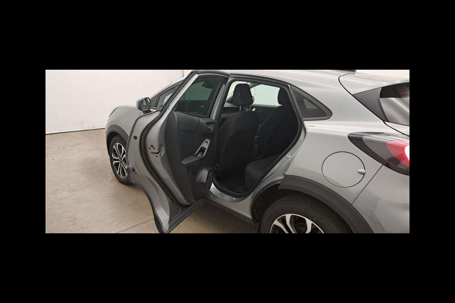 Ford Puma 1.0 EcoBoost Hybrid Titanium 125pk | Winterpack | SYNC 4 Navigatie | Achteruitrijcamera Ford Puma 1.0 EcoBoost Hybrid Titanium 125pk | Winterpack | SYNC 4 Navigatie | Achteruitrijcamera