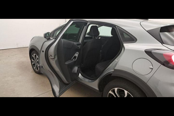 Ford Puma 1.0 EcoBoost Hybrid Titanium 125pk | Winterpack | SYNC 4 Navigatie | Achteruitrijcamera Ford Puma 1.0 EcoBoost Hybrid Titanium 125pk | Winterpack | SYNC 4 Navigatie | Achteruitrijcamera