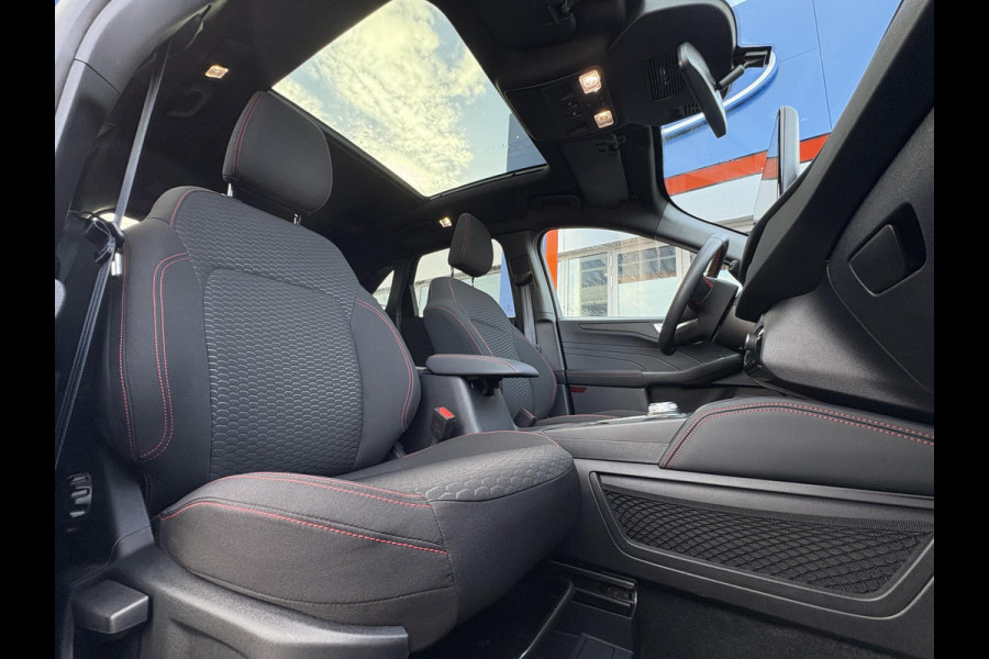 Ford Kuga 2.5 FHEV ST-Line 190pk | Technology Pack | Panoramadak | All Weather banden | Geen Stekker nodig |
