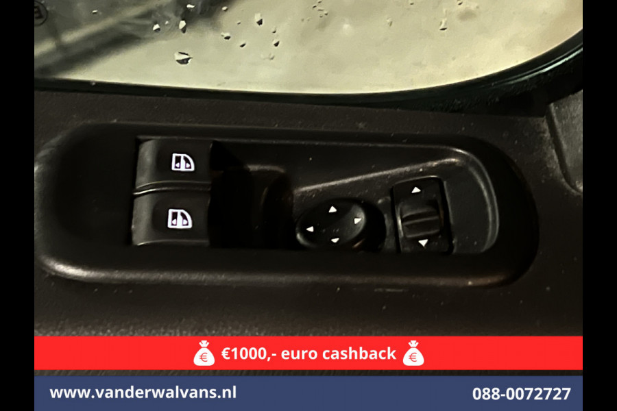 Renault Master 2.3 dCi 135pk *Rijklaar Direct Rijden* Pickup Open laadbak Dubbel cabine Euro6 Airco | 7-Zits | 2500kg Trekhaak Bluetooth-telefoonvoorbereiding