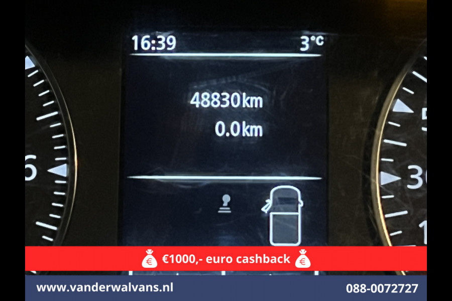 Renault Master 2.3 dCi 135pk *Rijklaar Direct Rijden* Pickup Open laadbak Dubbel cabine Euro6 Airco | 7-Zits | 2500kg Trekhaak Bluetooth-telefoonvoorbereiding