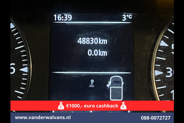 Renault Master 2.3 dCi 135pk *Rijklaar Direct Rijden* Pickup Open laadbak Dubbel cabine Euro6 Airco | 7-Zits | 2500kg Trekhaak Bluetooth-telefoonvoorbereiding