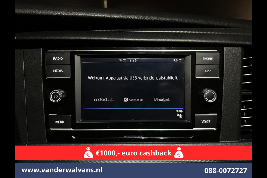 Volkswagen Transporter 2.0 TDI 150pk L2H1 Euro6 Airco | 2500kg Trekhaak | Apple Carplay | Android Auto Parkeersensoren, Cruisecontrol Volkswagen Transporter 2.0 TDI 150pk L2H1 Euro6 Airco | 2500kg Trekhaak | Apple Carplay | Android Auto Parkeersensoren, Cruisecontrol