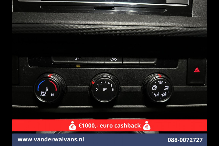 Volkswagen Transporter 2.0 TDI 150pk L2H1 Euro6 Airco | 2500kg Trekhaak | Apple Carplay | Android Auto Parkeersensoren, Cruisecontrol Volkswagen Transporter 2.0 TDI 150pk L2H1 Euro6 Airco | 2500kg Trekhaak | Apple Carplay | Android Auto Parkeersensoren, Cruisecontrol