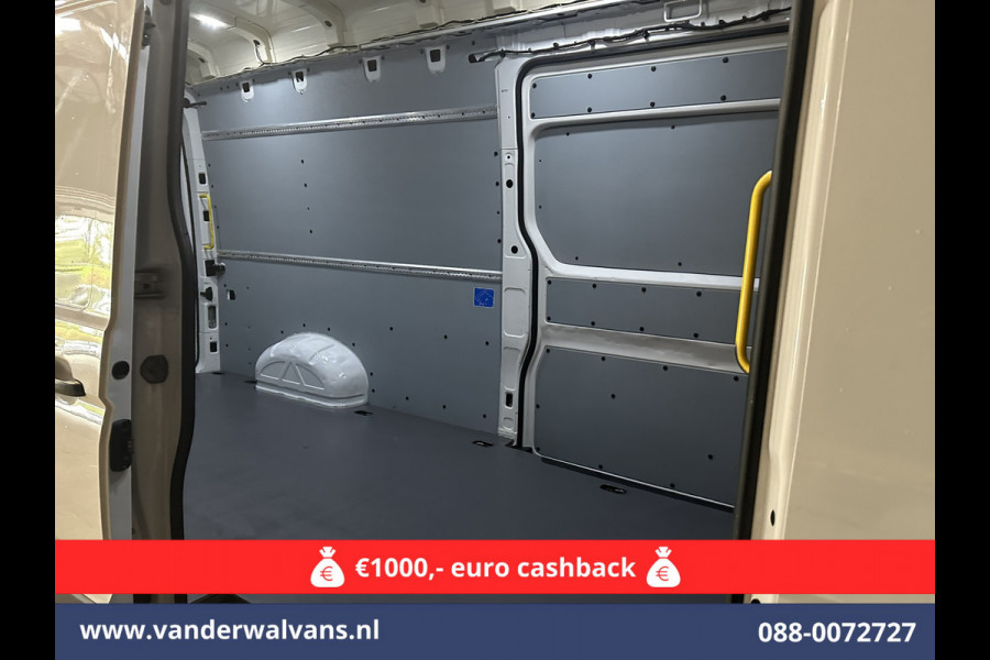 Volkswagen Crafter 2.0 TDI 140pk L4H4 L3H3 Euro6 # Airco | 2x Zijdeur | Camera | Apple Carplay android auto, bijrijdersbank, 270 gr. achterdeuren, 3000kg trekvermogen Volkswagen Crafter 2.0 TDI 140pk L4H4 L3H3 Euro6 # Airco | 2x Zijdeur | Camera | Apple Carplay android auto, bijrijdersbank, 270 gr. achterdeuren, 3000kg trekvermogen