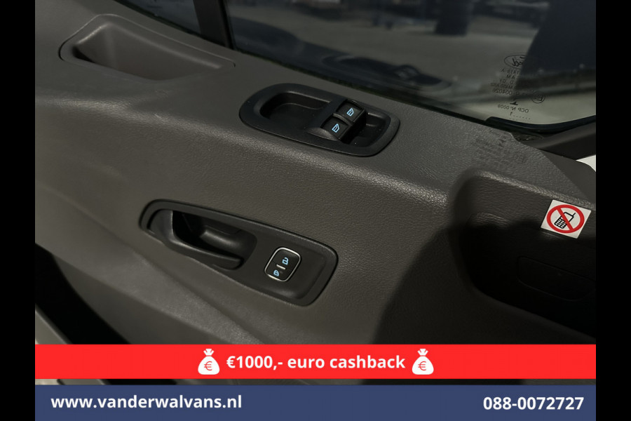Ford Transit 2.0 TDCI L4H3 Jumbo Euro6 Airco | Cruisecontrol | Apple Carplay | Android Auto | Parkeersensoren Verwarmde voorruit, Bijrijdersbank Ford Transit 2.0 TDCI L4H3 Jumbo Euro6 Airco | Cruisecontrol | Apple Carplay | Android Auto | Parkeersensoren Verwarmde voorruit, Bijrijdersbank