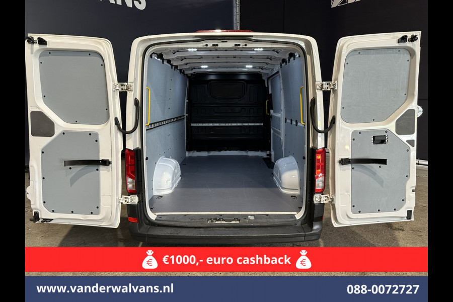 Volkswagen Crafter 2.0 TDI 140pk L3H2 L2H1 Euro6 # Airco | Cruisecontrol | Bijrijdersbank 3000kg trekvermogen