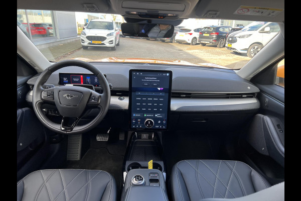 Ford Mustang Mach-E Extended RWD 98 kWh 294pk | Technology Pack | Winterpack | B&O Play | Trekhaak Afneembaar