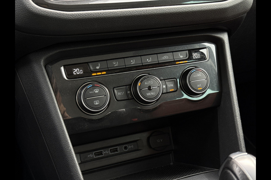 Volkswagen Tiguan 1.5 TSI ACT Highline | Pano | Virtual | Memory seats | Adapt. Cruise | Stoelverw.