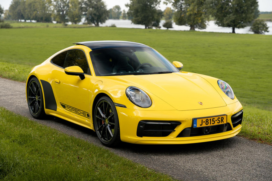 Porsche 992 911 3.0 Carrera S (FULL Option, Dealer OnderH, Sport design GTS, Pano, Sport Chrono, 4W Besturing, Stoel Koeling, Etc)