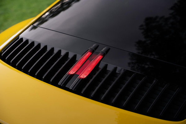 Porsche 992 911 3.0 Carrera S (FULL Option, Dealer OnderH, Sport design GTS, Pano, Sport Chrono, 4W Besturing, Stoel Koeling, Etc)