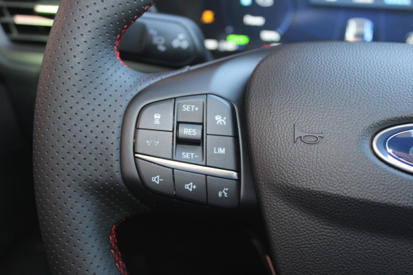 Ford Kuga 2.5 PHEV ST-Line 243pk | Driver Assistance Pack | Winterpack | Trekhaak Wegklapbaar | All Season banden | 2.100kg Trekgewicht