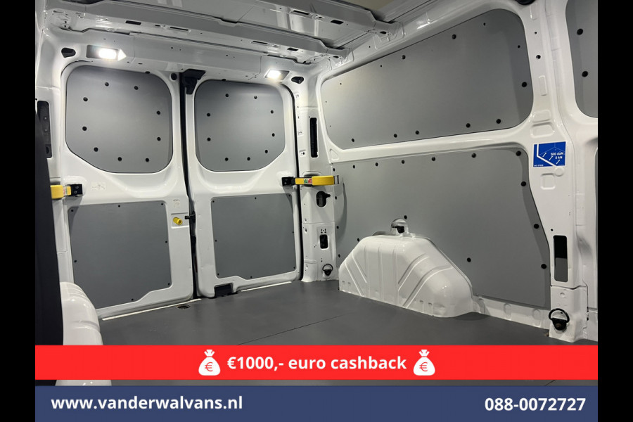 Ford Transit Custom 2.0 TDCI L2H1 Euro6 Airco | Camera | LED | Cruisecontrol | Parkeersensoren Verwarmde voorruit, Bijrijdersbank, 2800kg trekvermogen