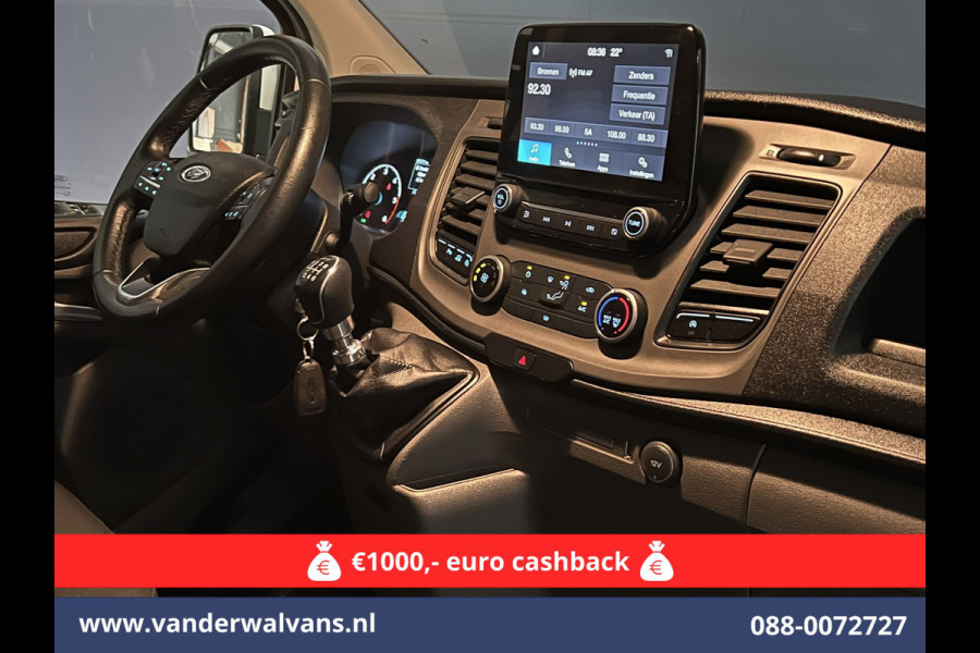 Ford Transit Custom 2.0 TDCI L2H1 Euro6 Airco | Camera | LED | Cruisecontrol | Parkeersensoren Verwarmde voorruit, Bijrijdersbank, 2800kg trekvermogen