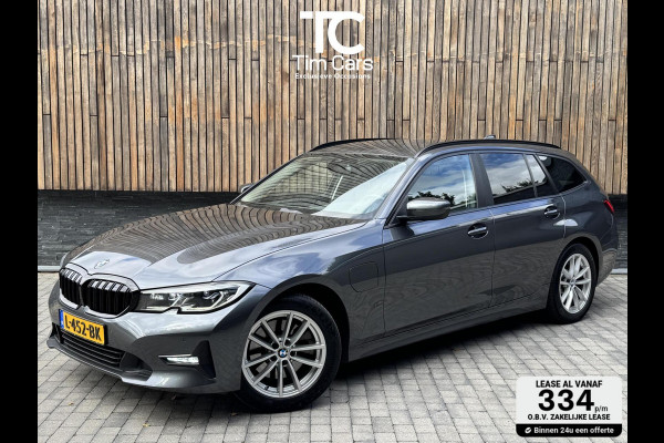 BMW 3 Serie Touring 320e High Executive Automaat | Trekhaak elektrisch | Navigatiesysteem | Laser LED | Draadloze telefoonlader | Apple CarP BMW 3 Serie Touring 320e High Executive Automaat | Trekhaak elektrisch | Navigatiesysteem | Laser LED | Draadloze telefoonlader | Apple CarP