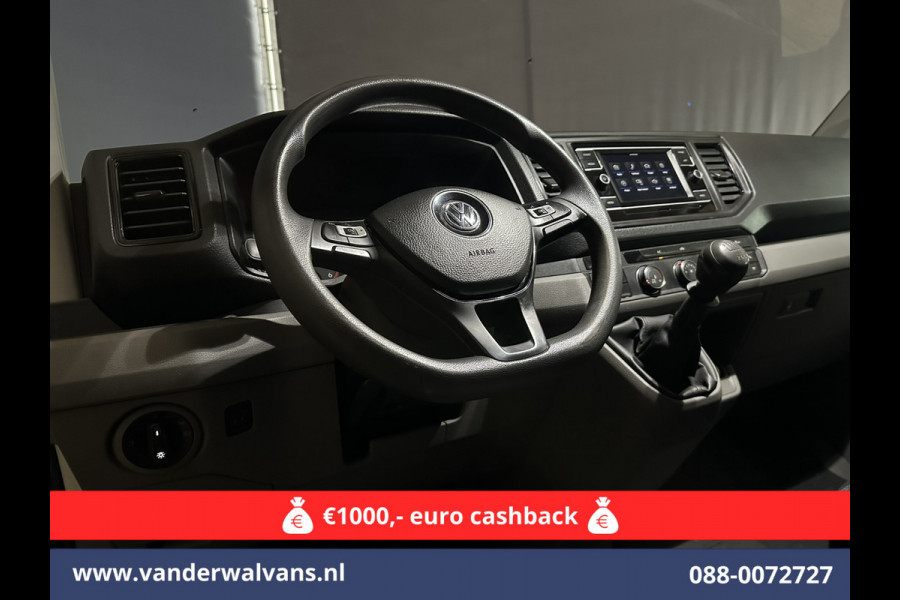 Volkswagen Crafter 2.0 TDI 141pk L3H3 L2H2 Euro6 Airco | Camera | Apple Carplay | Cruisecontrol Android Auto, Parkeersensoren, Bijrijdersbank, 3000kg Trekvermogen, zilver