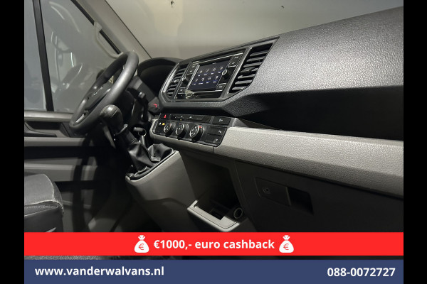 Volkswagen Crafter 2.0 TDI 141pk L3H3 L2H2 Euro6 Airco | Camera | Apple Carplay | Cruisecontrol Android Auto, Parkeersensoren, Bijrijdersbank, 3000kg Trekvermogen, zilver