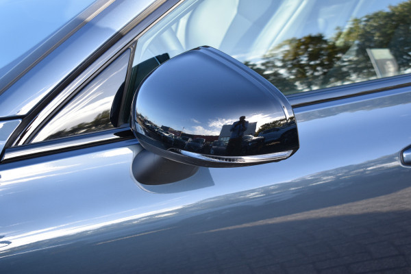 Volvo V60 T6 350PK Plug-in hybrid AWD Plus Dark | 360 Camera | H&K | Blis | ACC | Stoelverwarming | Leder Volvo V60 T6 350PK Plug-in hybrid AWD Plus Dark | 360 Camera | H&K | Blis | ACC | Stoelverwarming | Leder