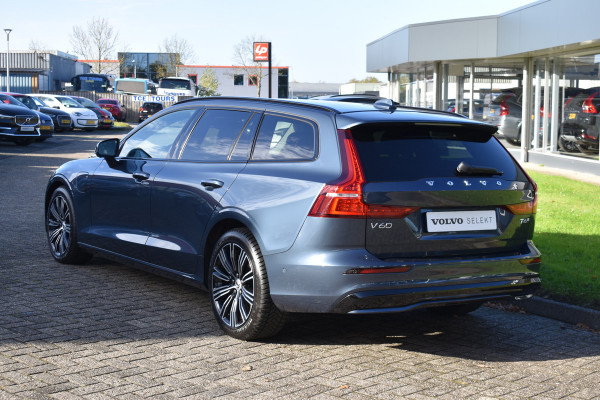 Volvo V60 T6 350PK Plug-in hybrid AWD Plus Dark | 360 Camera | H&K | Blis | ACC | Stoelverwarming | Leder Volvo V60 T6 350PK Plug-in hybrid AWD Plus Dark | 360 Camera | H&K | Blis | ACC | Stoelverwarming | Leder