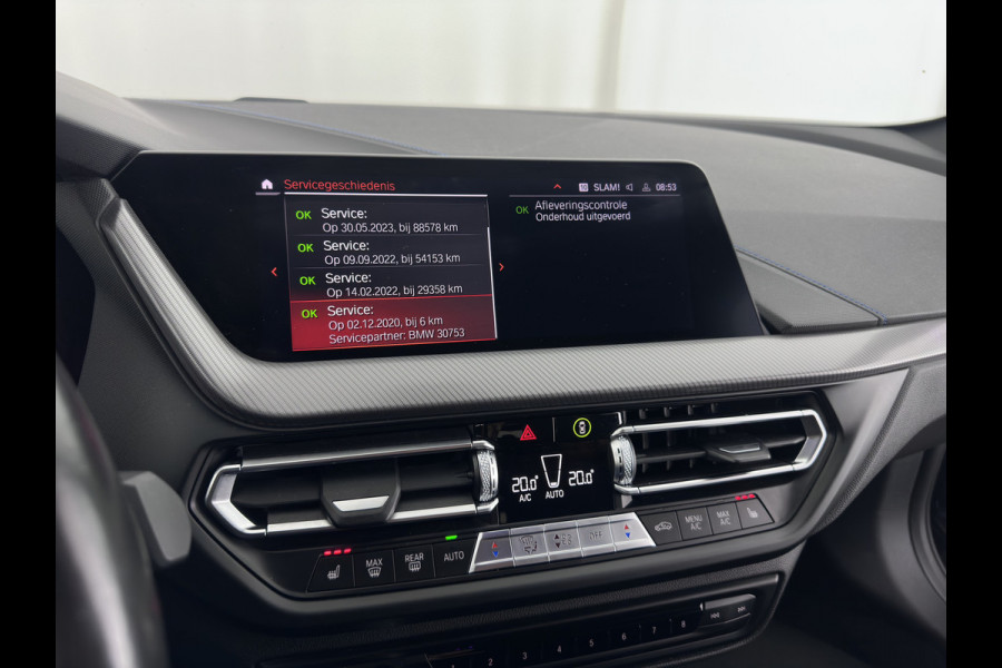 BMW 1-serie M135i xDrive M-Sportpack High Executive Aut. *ALCANTARA-MICROFIBRE | FULL-LED | HEATED-SPORTSEATS | SHIFT-PADDLES | DIGI-COCKPIT | HEAD-UP | NAVI-FULLMAP | DAB+ | PRIVACY-GLASS | AMBIENT-LIGHT | CARBON-INLAY | CARPLAY | 19''ALU* BMW 1-serie M135i xDrive M-Sportpack High Executive Aut. *ALCANTARA-MICROFIBRE | FULL-LED | HEATED-SPORTSEATS | SHIFT-PADDLES | DIGI-COCKPIT | HEAD-UP | NAVI-FULLMAP | DAB+ | PRIVACY-GLASS | AMBIENT-LIGHT | CARBON-INLAY | CARPLAY | 19''ALU*