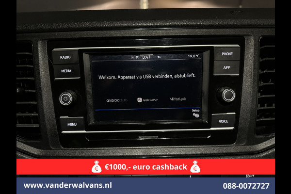 Volkswagen Crafter 2.0 TDI 140 pk Automaat L4H3 L3H2 Euro6 Airco | Camera | Apple Carplay Android Auto, Chauffeursstoel, Stoelverwarming, 3000kg Trekhaak