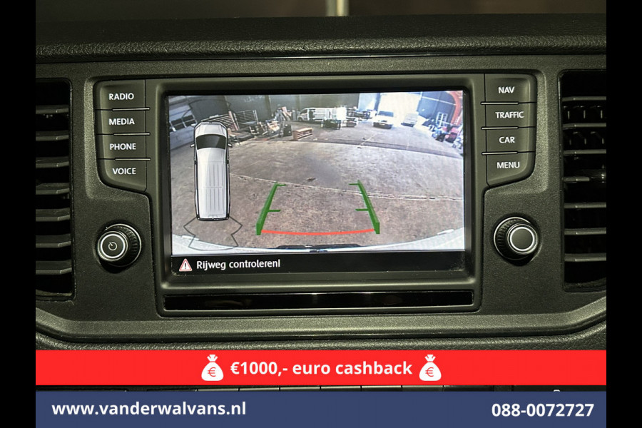 Volkswagen Crafter 2.0 TDI 140 pk L3H3 L2H2 Euro6 Airco | Camera | Navigatie | Apple Carplay | Massagestoel Android Auto, Parkeersensoren, 3000kg trekvermogen