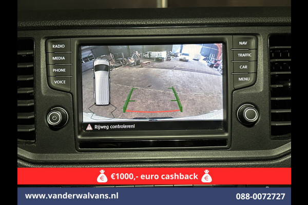 Volkswagen Crafter 2.0 TDI 140 pk L3H3 L2H2 Euro6 Airco | Camera | Navigatie | Apple Carplay | Massagestoel Android Auto, Parkeersensoren, 3000kg trekvermogen