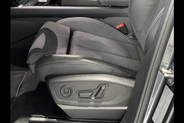 Audi Q8 Sportback e-tron 50 quattro S Edition 95 kWh / Panorama Dak / Camera Audi Q8 Sportback e-tron 50 quattro S Edition 95 kWh / Panorama Dak / Camera
