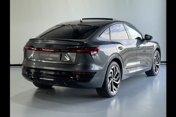 Audi Q8 Sportback e-tron 50 quattro S Edition 95 kWh / Panorama Dak / Camera Audi Q8 Sportback e-tron 50 quattro S Edition 95 kWh / Panorama Dak / Camera