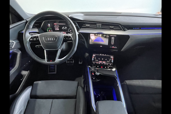 Audi Q8 Sportback e-tron 50 quattro S Edition 95 kWh / Panorama Dak / Camera Audi Q8 Sportback e-tron 50 quattro S Edition 95 kWh / Panorama Dak / Camera