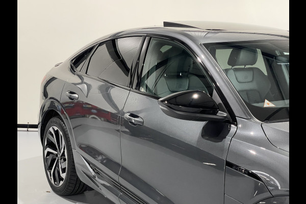 Audi Q8 Sportback e-tron 50 quattro S Edition 95 kWh / Panorama Dak / Camera Audi Q8 Sportback e-tron 50 quattro S Edition 95 kWh / Panorama Dak / Camera