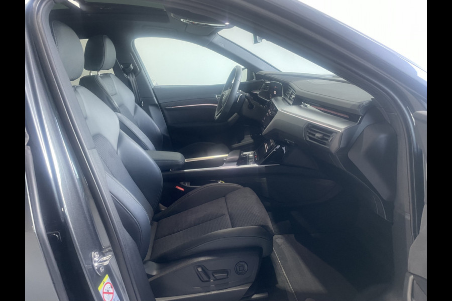 Audi Q8 Sportback e-tron 50 quattro S Edition 95 kWh / Panorama Dak / Camera Audi Q8 Sportback e-tron 50 quattro S Edition 95 kWh / Panorama Dak / Camera