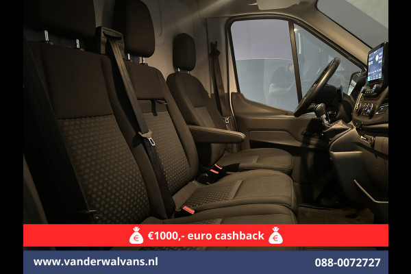 Ford Transit 2.0 TDCI 131pk L3H2 Euro6 Airco | Navigatie | Camera | Cruisecontrol | Apple Carplay | Stoelverwarming Android Auto, verwarmde voorruit, Parkeersensoren, Bijrijdersbank