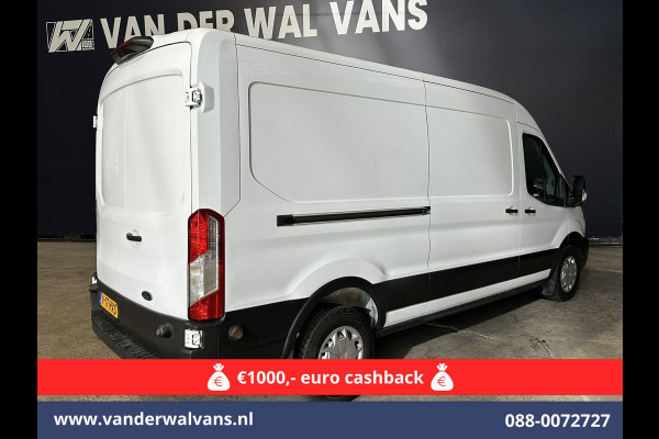 Ford Transit 2.0 TDCI 131pk L3H2 Euro6 Airco | Navigatie | Camera | Cruisecontrol | Apple Carplay | Stoelverwarming Android Auto, verwarmde voorruit, Parkeersensoren, Bijrijdersbank