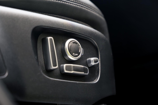 Land Rover Range Rover Sport P400e Autobiography Dynamic SVR kleur AANBIEDING! (Dealer OnderH, Panorama, Massage Stoelen, Etc)