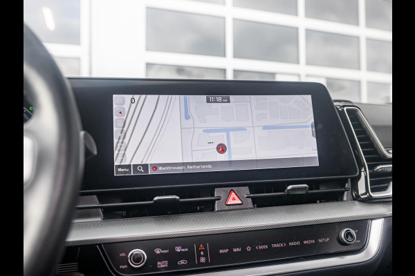 Kia Sportage 1.6 T-GDi Hybrid GT-Line l Navigatie l Apple carplay en Android auto l Stoel en Stuurwiel verwarming l Elektrisch Schuifkantel dak l