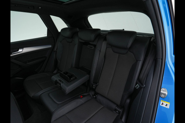 Audi Q5 Audi Q5 50 TFSI e S-Line Black-Edition Quattro Plug-In (INCL-BTW) *PANO | LEATHER-FABRIC | FULL-LED | DIGI-COCKPIT | NAVI-FULLMAP | HEATED-SPORTSEATS | KEYLESS | DAB+ | CAMERA | PRIVACY-GLASS | SHIFT-PADDLES | ECC | AMBIENT-LIGHT | PDC | CRUISE .