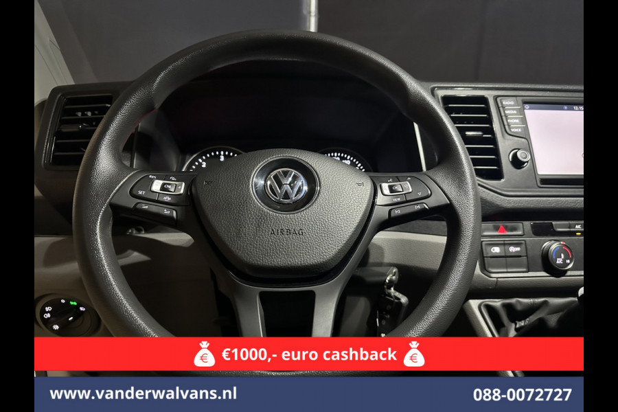 Volkswagen Crafter 2.0 TDI 177pk L3H3 L2H2 Euro6 Airco | Massagestoel | Camera | Navigatie | Apple Carplay Android Auto, Cruisecontrol, Chauffeursstoel, 3000kg trekvermogen