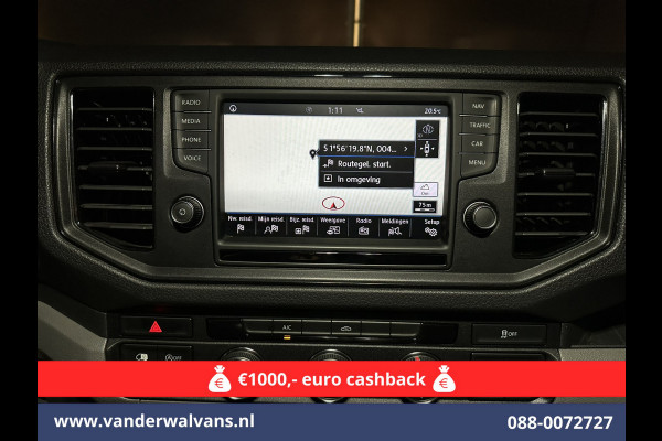 Volkswagen Crafter 2.0 TDI 177pk L3H3 L2H2 Euro6 Airco | Massagestoel | Camera | Navigatie | Apple Carplay Android Auto, Cruisecontrol, Chauffeursstoel, 3000kg trekvermogen