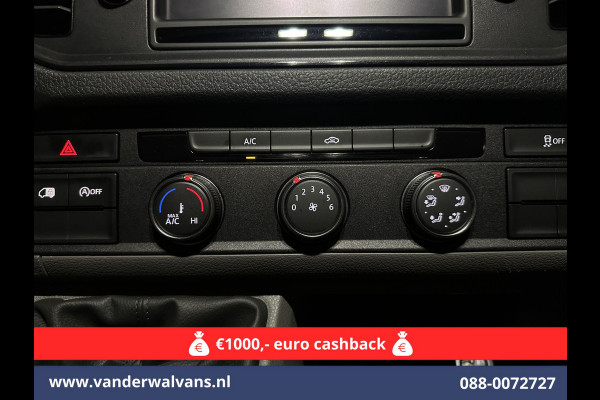 Volkswagen Crafter 2.0 TDI 177pk L3H3 L2H2 Euro6 Airco | Massagestoel | Camera | Navigatie | Apple Carplay Android Auto, Cruisecontrol, Chauffeursstoel, 3000kg trekvermogen